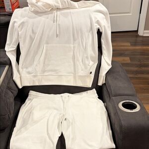 MICHAEL Michael Kors White athleisure Set.  Hoodie & Joggers